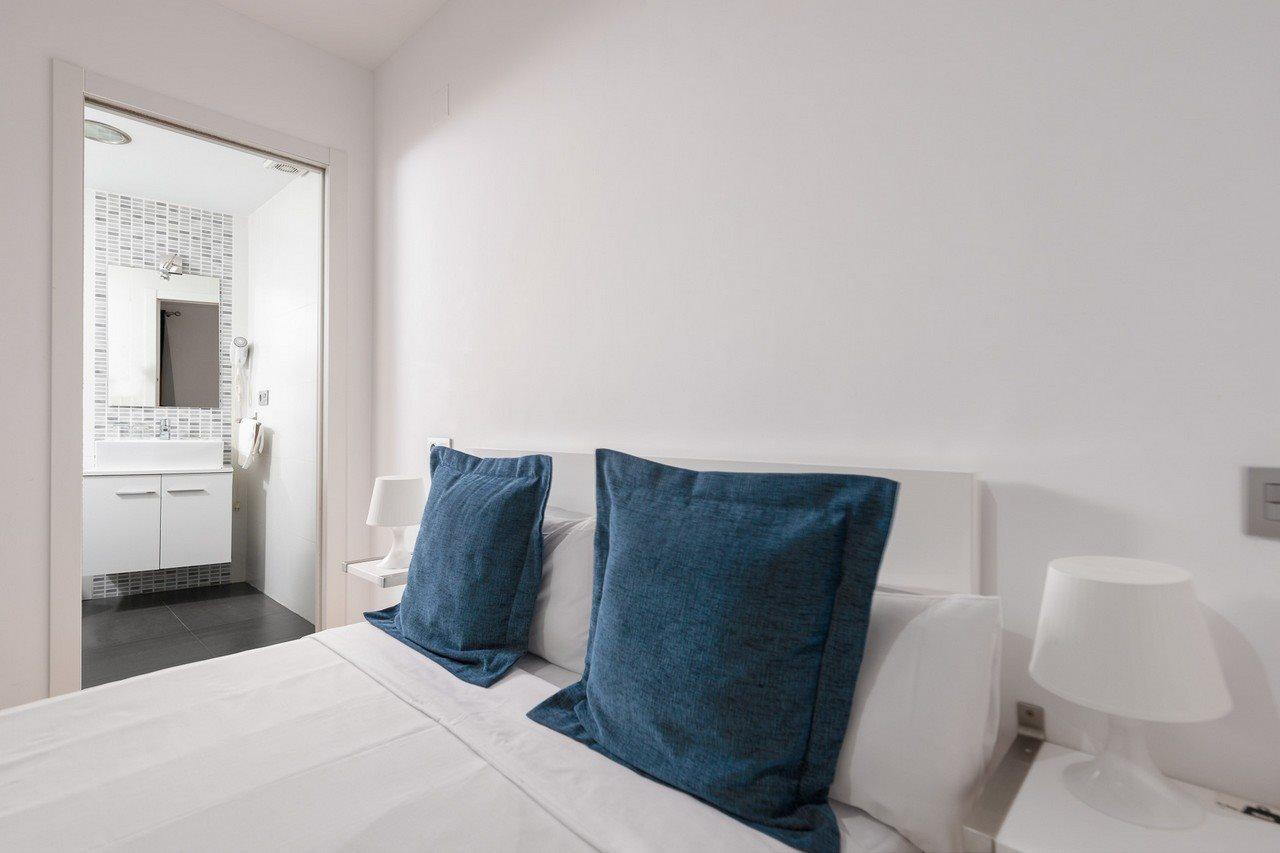Apartamentos Globus By Be อาลิกันเต ภายนอก รูปภาพ