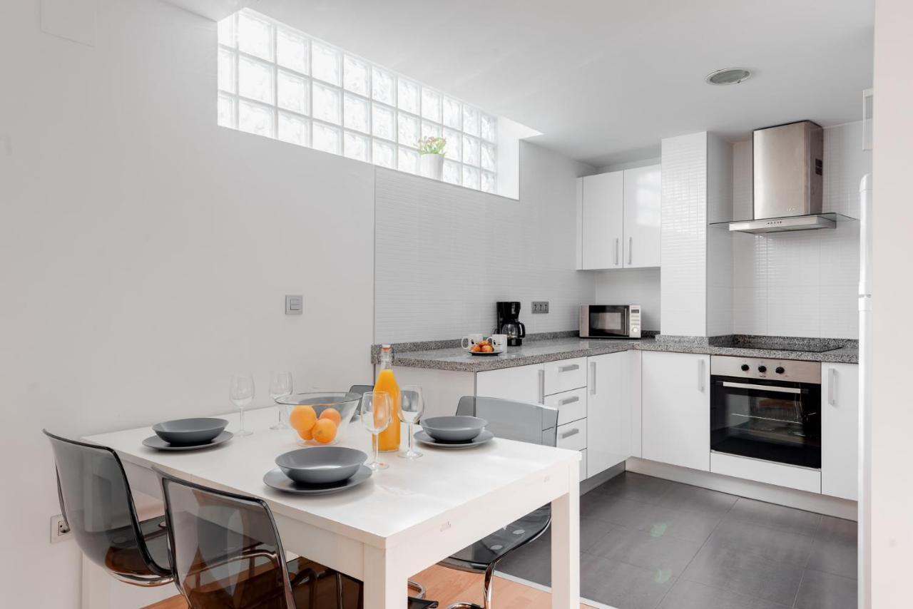 Apartamentos Globus By Be อาลิกันเต ภายนอก รูปภาพ