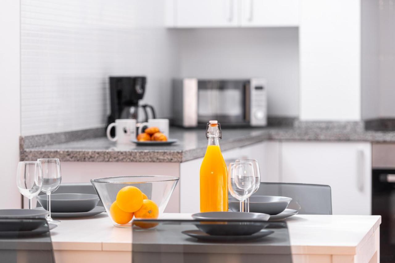 Apartamentos Globus By Be อาลิกันเต ภายนอก รูปภาพ